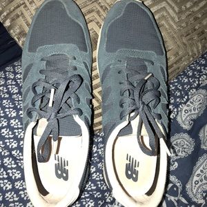 new balance tennis shoes